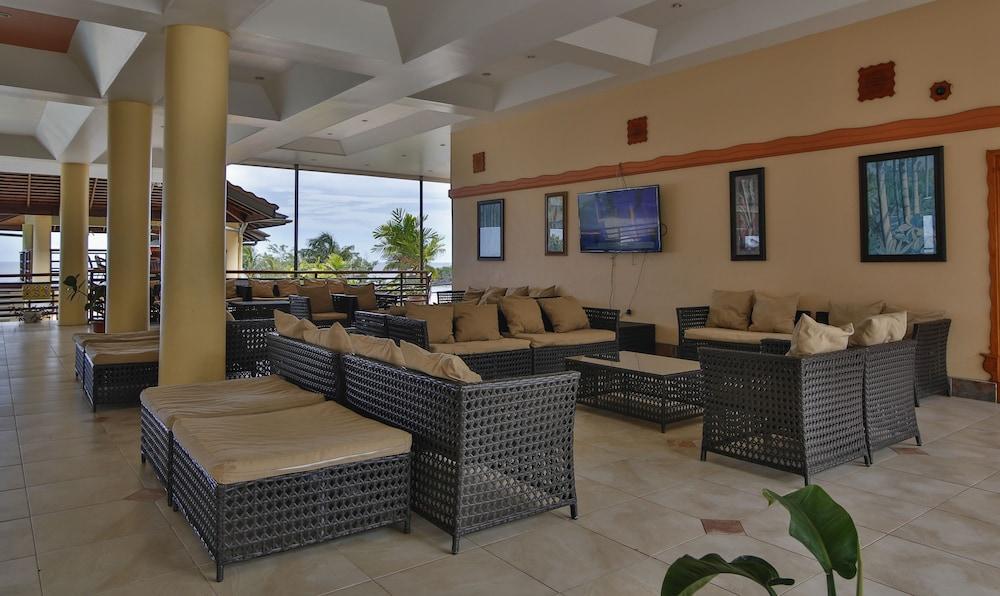Grafton Beach Resort Black Rock Экстерьер фото